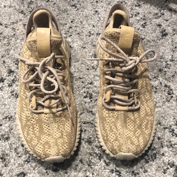 Adidas sneakers - Picture 1 of 4